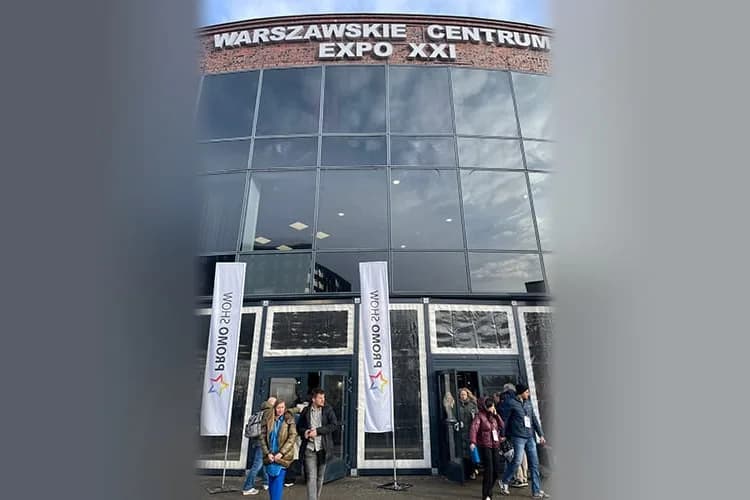 Promo Show Warschau gut besucht
